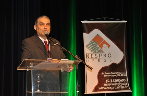 O CEO Fernando Lopa durante palestra na Amrigs