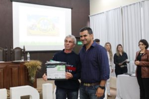 ABHB recebe homenagem da Universidade de Cruz Alta